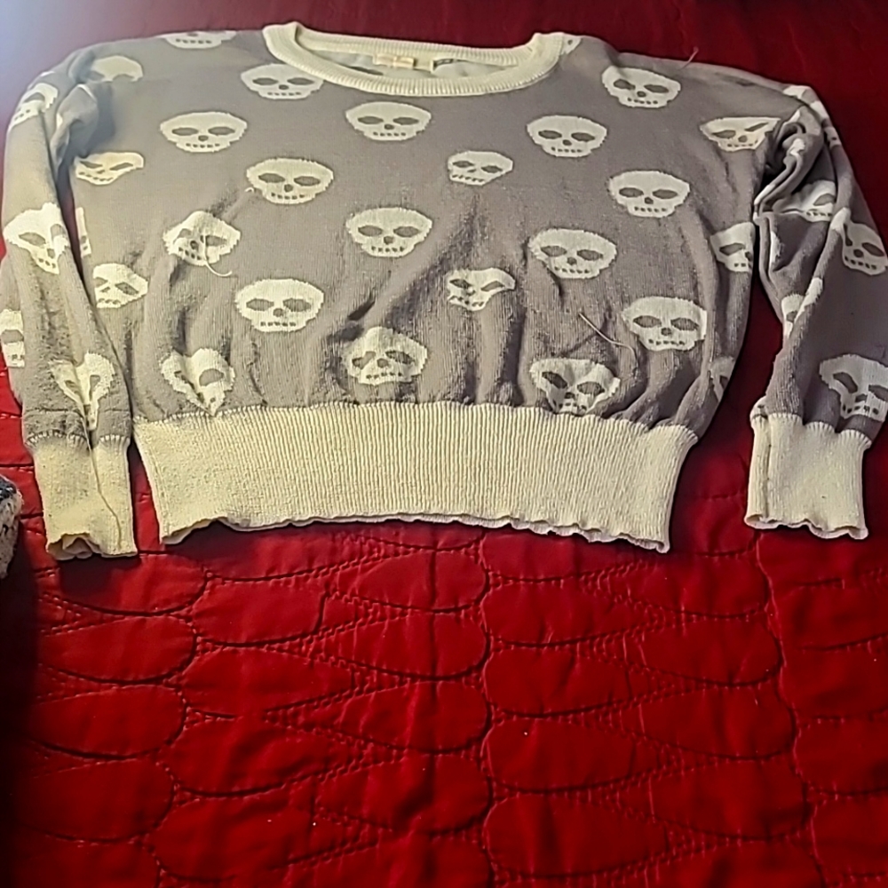 Knitted skull sweater